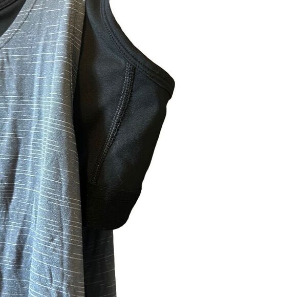 Champion Women's Gray Striped Tank Top with Built-In Sports Bra Athletic Workout - Picture 3 of 4